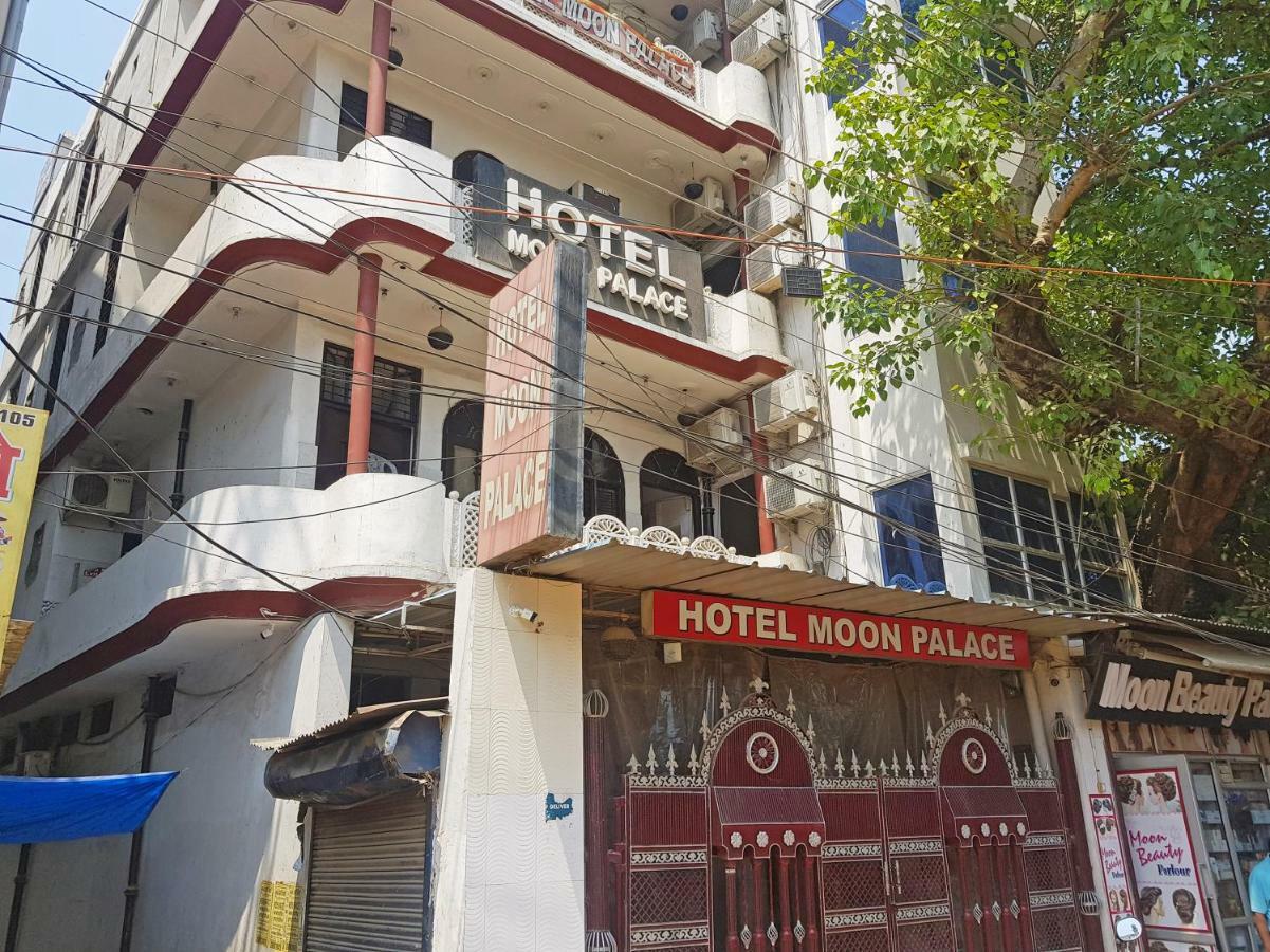 Oyo 30288 Hotel Moon Palace Lakhnau Kültér fotó